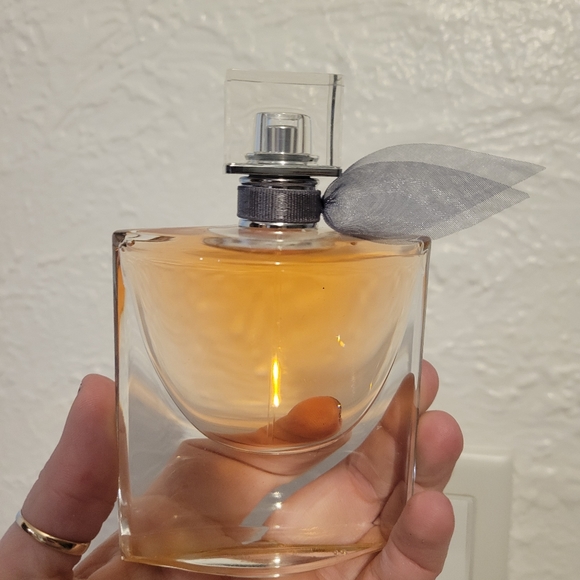 Ladies perfume - Picture 2 of 7